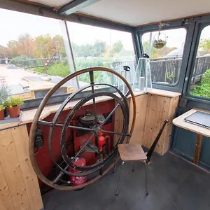  Bateau-hôtel Peniche Coeur De Citadelle Terrasse 24h24h Access France