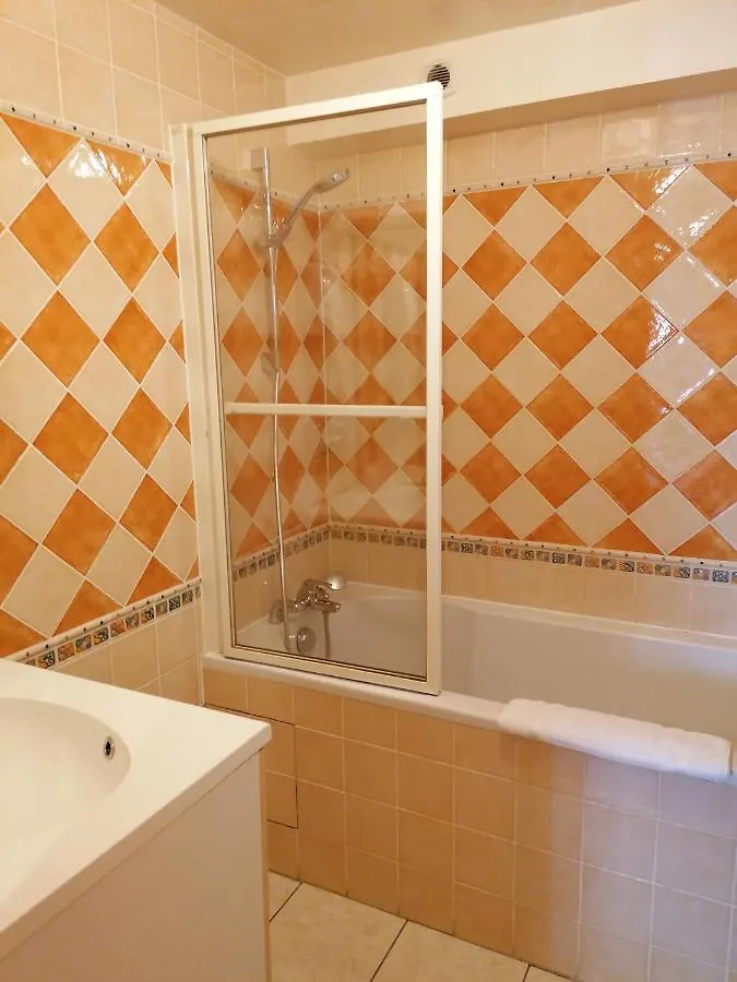 ** Hotel Hôtel Le Lievre Blanc Vars  France