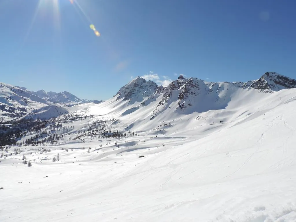 Hotel Le Lievre Blanc Vars